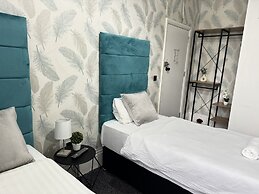 Marine Parade Hotel