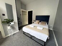 Marine Parade Hotel