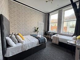 Marine Parade Hotel