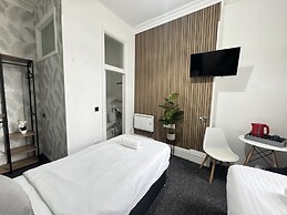 Marine Parade Hotel
