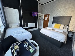 Marine Parade Hotel