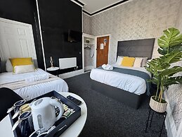 Marine Parade Hotel