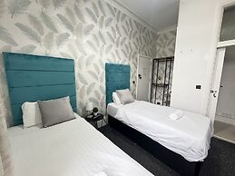 Marine Parade Hotel