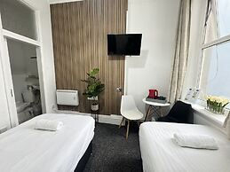 Marine Parade Hotel