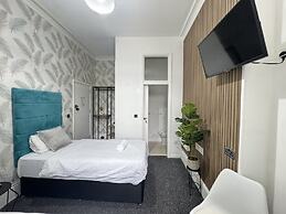 Marine Parade Hotel
