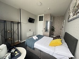 Marine Parade Hotel