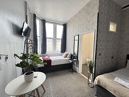 Marine Parade Hotel