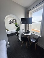 Marine Parade Hotel