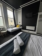 Marine Parade Hotel