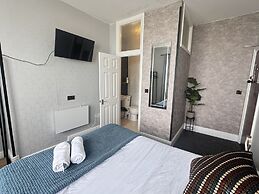Marine Parade Hotel