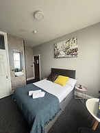 Marine Parade Hotel