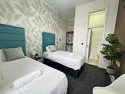 Marine Parade Hotel