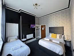 Marine Parade Hotel