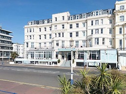 The Cumberland Hotel