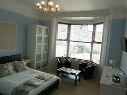 Snowdon House