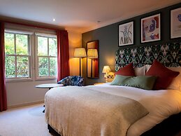 The Dukes Head Hotel