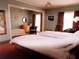 Holmwood House Hotel