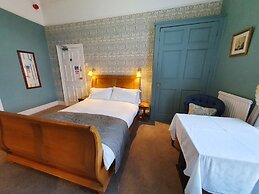 Holmwood House Hotel