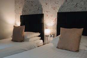 The Ashburnham Hotel