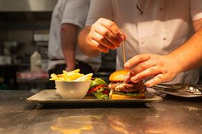 Rufford Arms Hotel