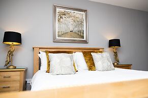Rufford Arms Hotel
