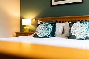 Rufford Arms Hotel