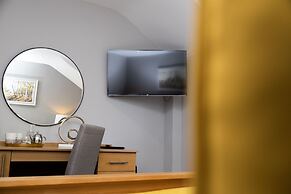 Rufford Arms Hotel