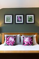 Rufford Arms Hotel