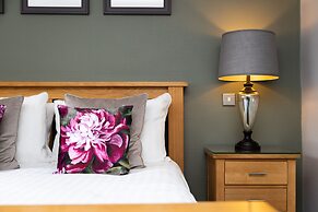 Rufford Arms Hotel