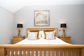 Rufford Arms Hotel