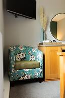 Rufford Arms Hotel