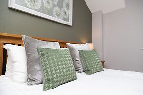 Rufford Arms Hotel