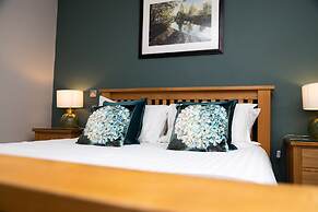 Rufford Arms Hotel