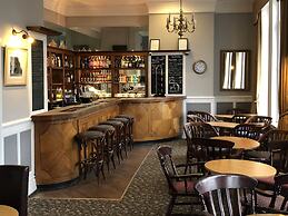 The White Lion Hotel