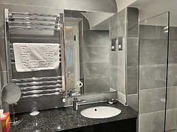 Staunton Hotel