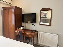 Staunton Hotel