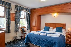 Shurland Hotel
