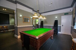 Shurland Hotel