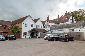 Shurland Hotel