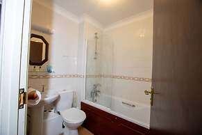 Shurland Hotel