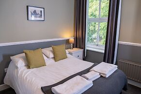 Shurland Hotel