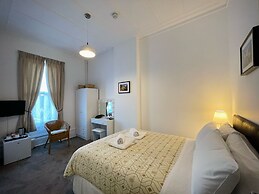 Gateway Hotel