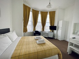 Gateway Hotel