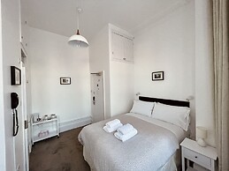 Gateway Hotel