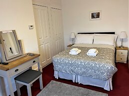 Gateway Hotel