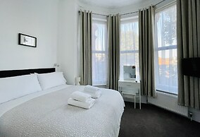 Gateway Hotel
