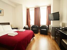 Gateway Hotel