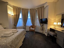 Gateway Hotel