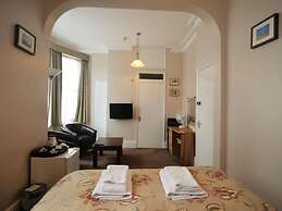 Gateway Hotel