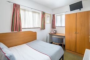 Abbey Hotel Shepherd’s Bush